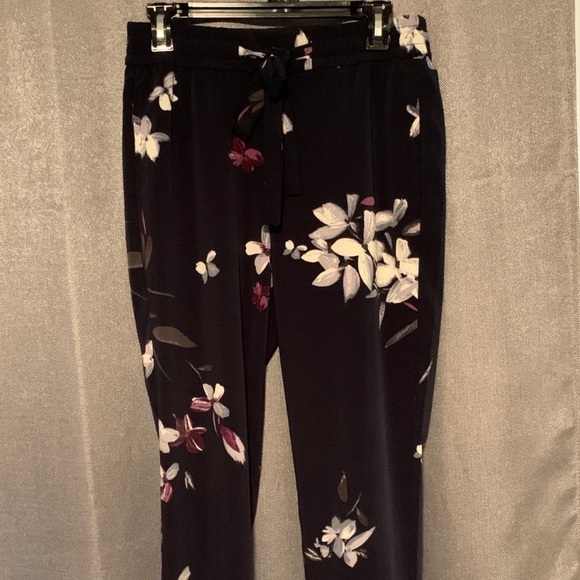 Dynamite Soft Sacha Jogger Navy Blue Floral - Picture 3 of 4